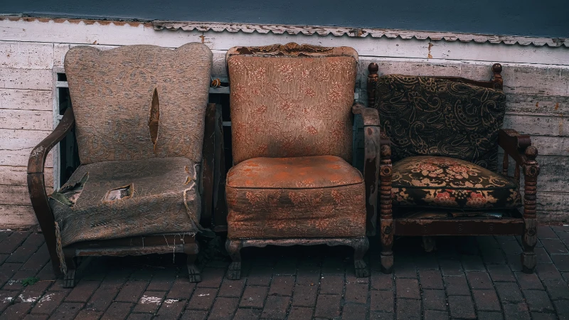 Furniture removal